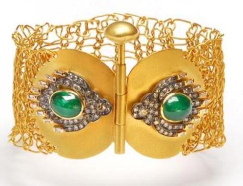 gold-bracelets-for-women-traditional-gold-bracelet-with-colored-pear