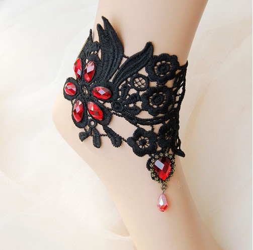 Floral Black Anklet Design