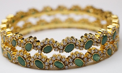 gold-emerald-bangles3
