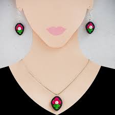 paper-quilling-jewellery-designs-pink-green-and-black-silver-plated-paper-quilling-necklace