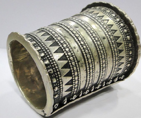 silver-bangle-designs-rajasthan-silver-bangle-design