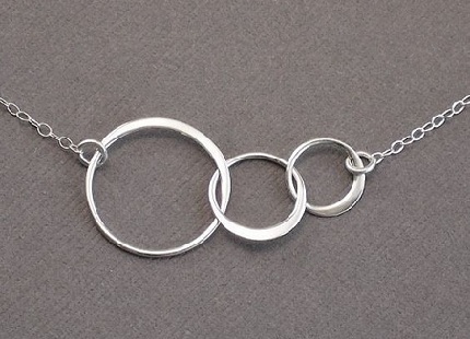 Sterling Silver With 3 Ring Pendant Chain