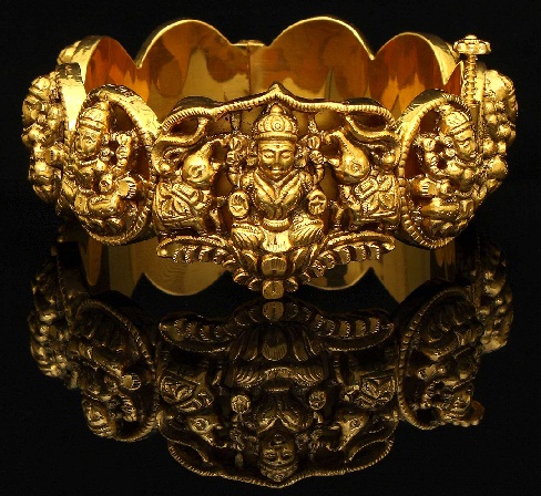 temple-jewellery-designs-temple-design-bangles-7