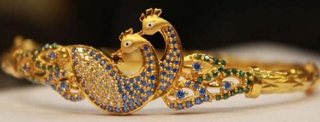 temple-jewellery-designs-temple-design-bracelets-with-peacock-design