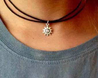 Yonhon Black Choker Necklace for Women,Gold//Siver Tone Choker Necklace with Elegant Pendant