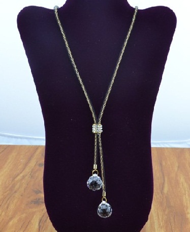 Long Chain with Crystal Pendant Design