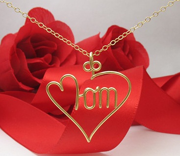 Mother's Day Name Necklace Gold