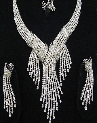 White Gold Jewellery Set for Wedding