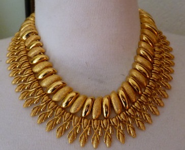 Traditional Gold Choker Necklace