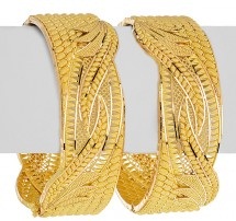 Traditional Gold Kangans Design