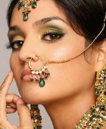 The 'Nosy' Affair : Bridal Nose Pins Designs of 13 Different Indian  Cultures | Weddingplz | Hippie accessories, Bridal, Nose ring designs