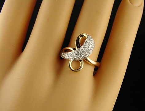Beautiful Designer Engagement Ring
