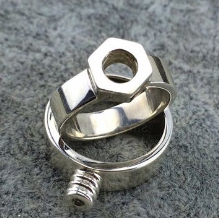 Screw and Nut Match Couple Rings