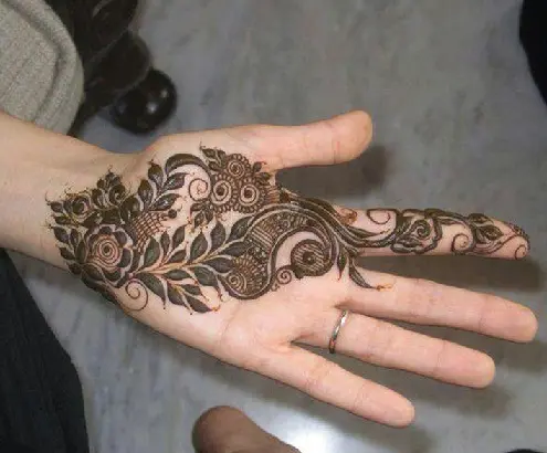 10 Latest Simple Mehndi Designs For Competition