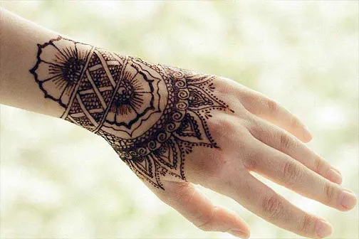 12 Stunning Bracelet Mehndi Design That Are Simple Quick and Breathtaking  All at Once
