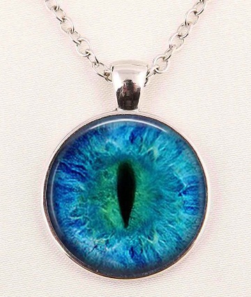 Cat´s Eye Quartz Platinum Necklace