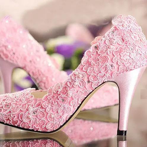 10 Beautiful Designs of Pink Shoes For Women