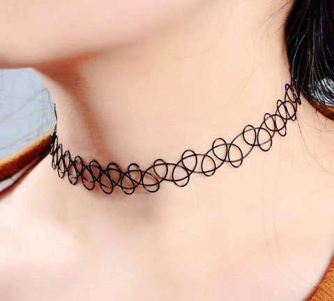 Access-O-Risingg Black Plastic Choker Necklace For Women : Amazon.in:  Fashion