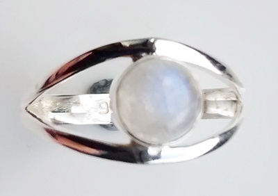 Transparent moonstone Ring