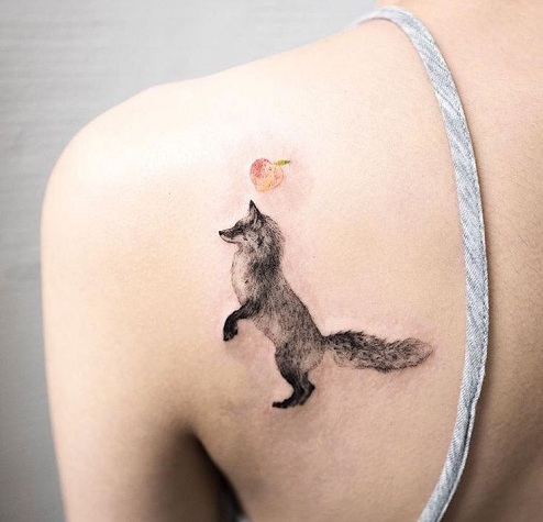 10 Clever Fox Tattoo Designs for Men and Women