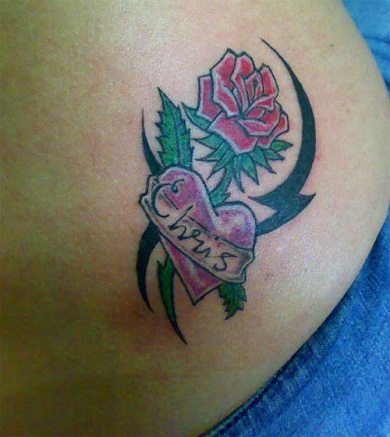 True Love indicate Tribal Rose Tattoo