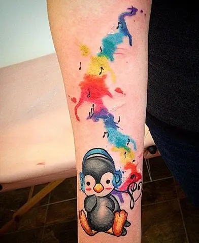 Regardez cette photo Instagram de playgroundtat2  6095 mentions Jaime   Penguin tattoo Mini tattoos Sewing tattoos