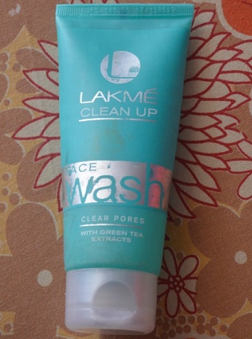 Lakme Clear Pore Face Wash