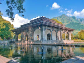 9 Best Parks and Sanctuaries in Jammu & Kashmir