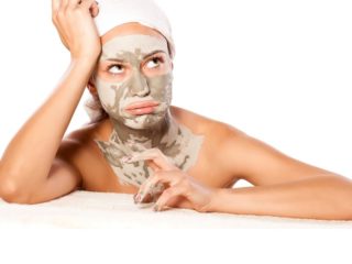 15 Best Homemade Face Packs For Oily Skin!