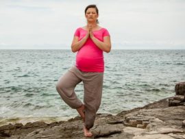 25 Safe and Best Yoga Asanas During Pregnancy