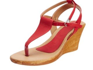 9 Best Red Sandals For Women