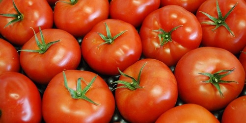 Tomatoes to Remove Dark Circles in Kids