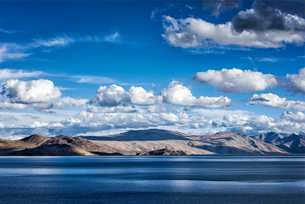 Tso Moriri Lake, Ladakh: Pristine turquoise lake surrounded by mountains.