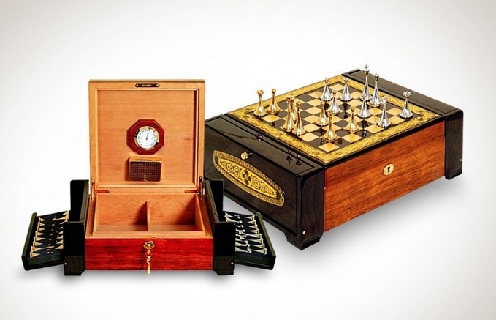 Antique Chess Box for The Friend