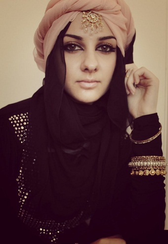 Chic royal Arabic hijab
