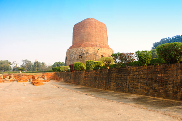 Dhamekha Stupa Most Impressive And Beautiful Temple Of Sarnath