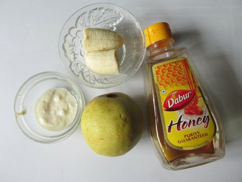 Guava Honey and Banana Face Pack