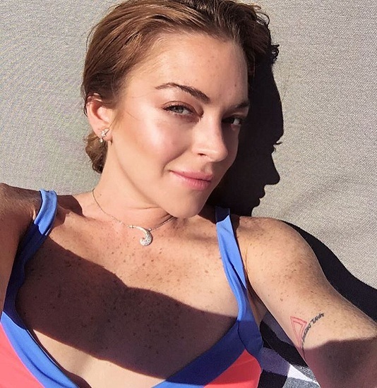  Lindsay Lohan Without Makeup 4