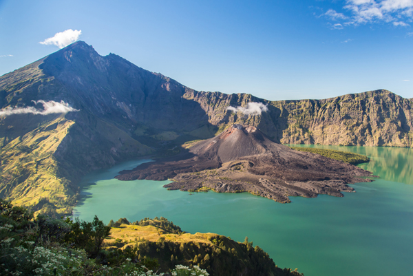 Mount Rinjani Indonesia’s Second Highest Active Volcano
