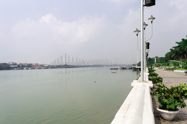 Riverfront Park Kolkata