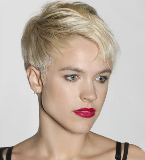 10 Stylish and Latest Short Hairstyles for Oval Faces | Styles At Life