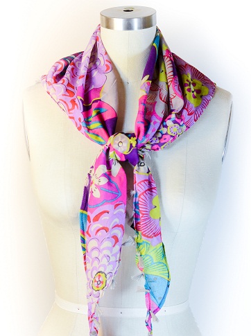 9 Trendy Summer Scarf Designs For Men And Women