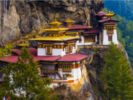 9 Best Bhutan Tourist Places to Visit with Pictures in 2024