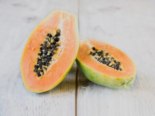 Papaya Helps in Weight Loss: Fat Burning Ways and Tips!