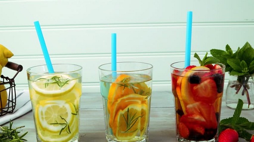 Detox Water Recipes to Reduce Weight