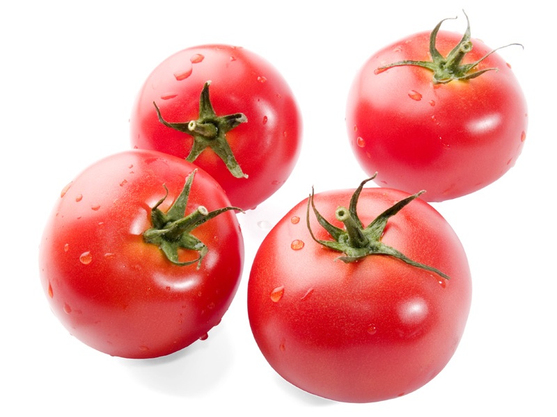Homemade Tomato Face Packs For Different Skin Types