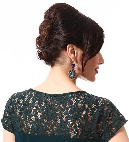 10 Trendy and Modern Indian Party Hairstyles for Women | Styles At Life