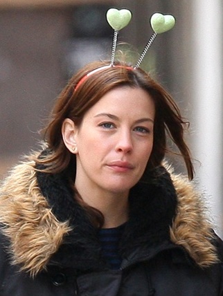 Pictures of Liv Tyler Without Makeup 1
