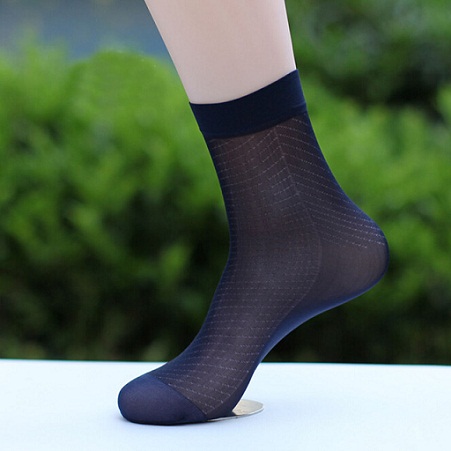9 Latest Designs of Nylon Socks for Men and Women