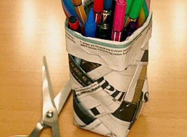 Newspaper Pen Stand Craft